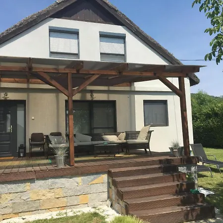 Kekesnarancs Vendeghaz * Balatonfüred